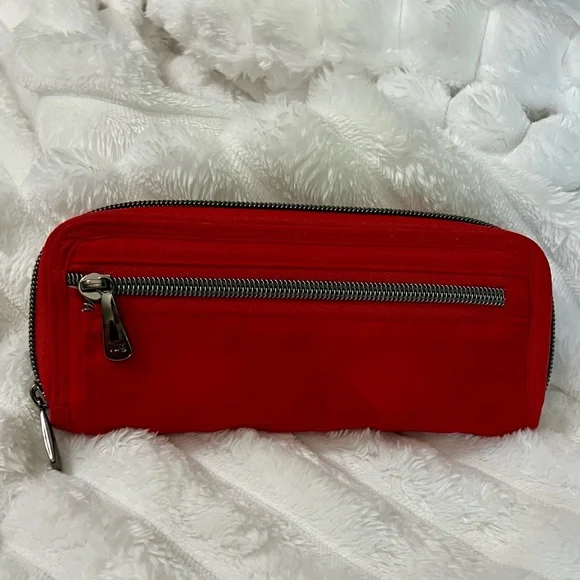 Lug Scarlet Quilted RFID Zip Around Wallet - Picture 3 of 4